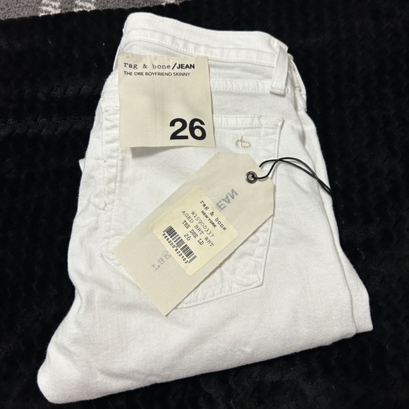 LIKE NEW! Women's Rag & Bone White Slim Boyfriend Jeans - 26 - Picture 2 of 13